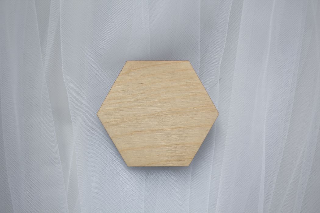 Svetly-hexagon